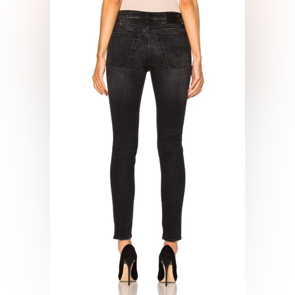 R13
High Rise Skinny Black Marble (J13) - Picture 5 of 16